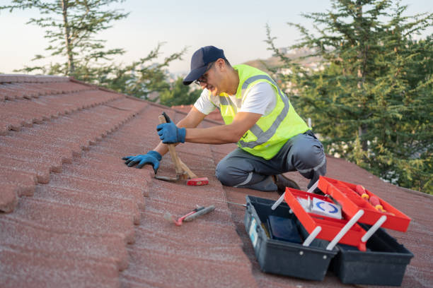 Best Emergency Roof Repair  in Red Oaks Mill, NY